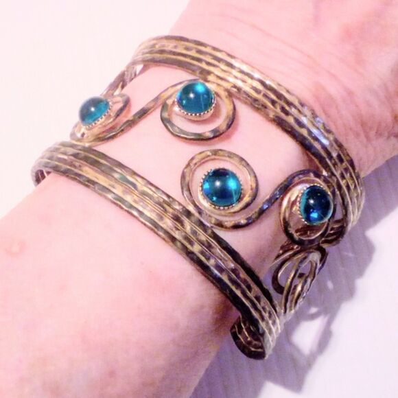 Silver Tone and Blue Glass Cabochon Boho Inspired Cuff Bracelet - Picture 4 of 4